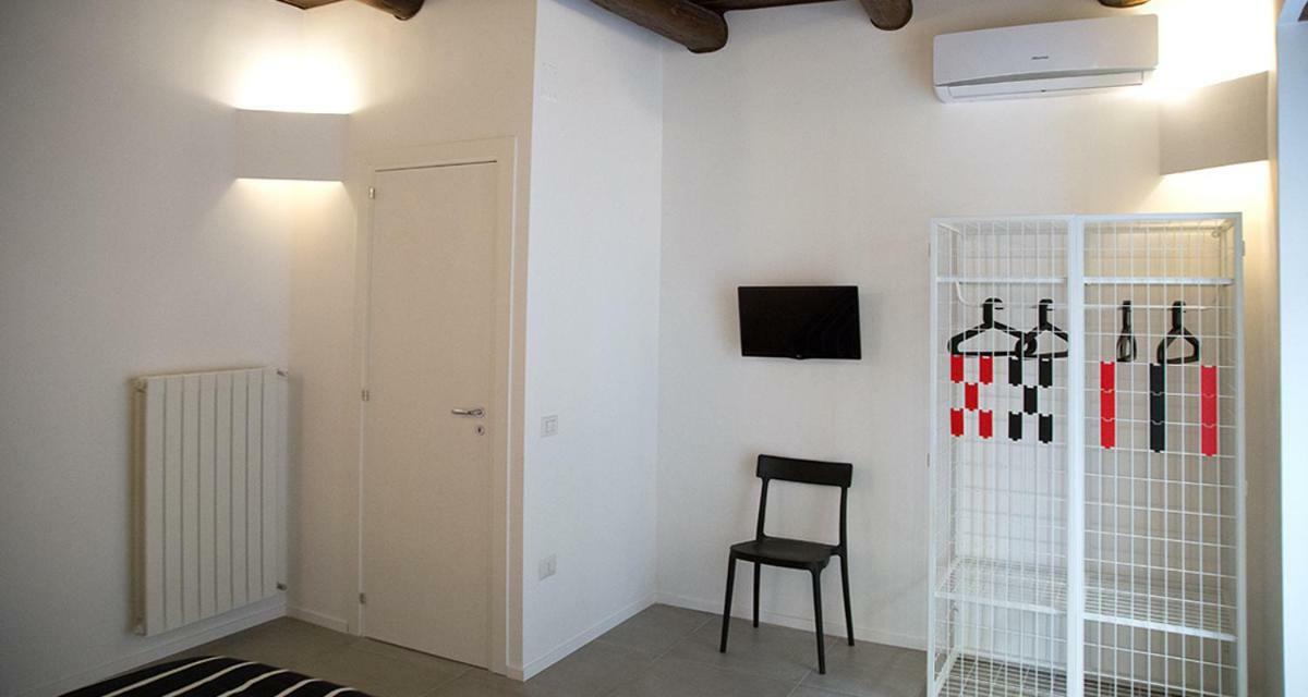 Bed and Breakfast Decumano 23 Neapel Exterior foto